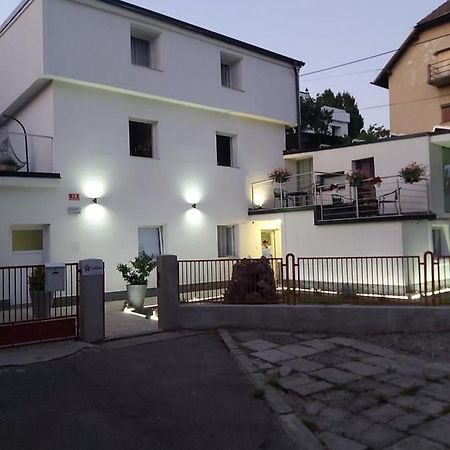 Rooms Panda Maribor Ngoại thất bức ảnh