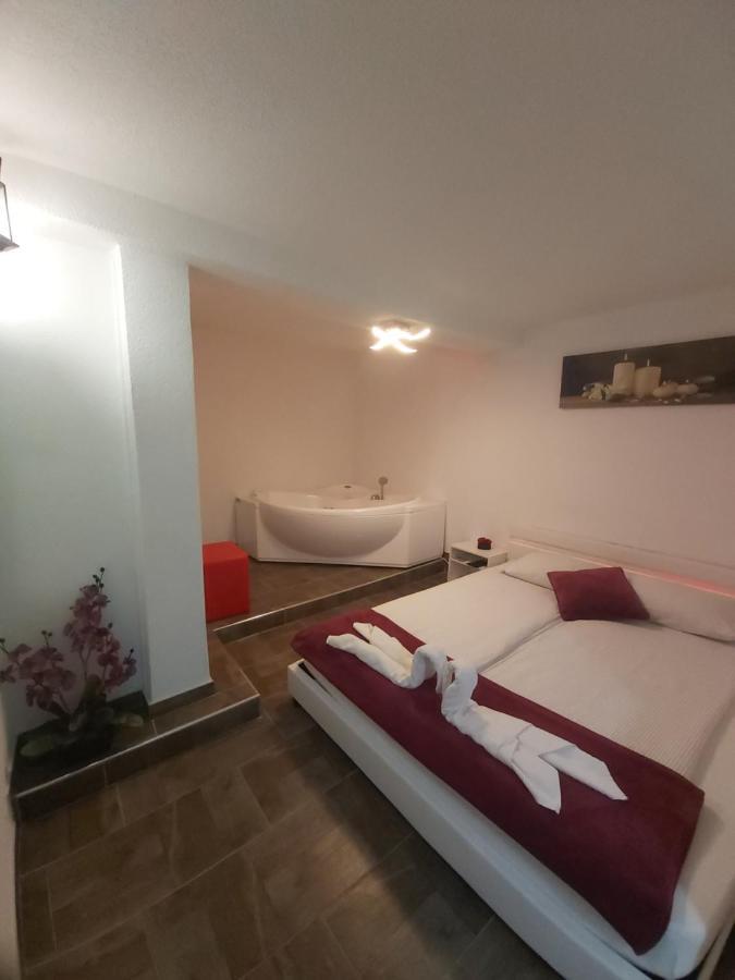 Rooms Panda Maribor Ngoại thất bức ảnh