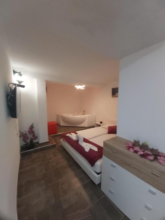 Rooms Panda Maribor Ngoại thất bức ảnh